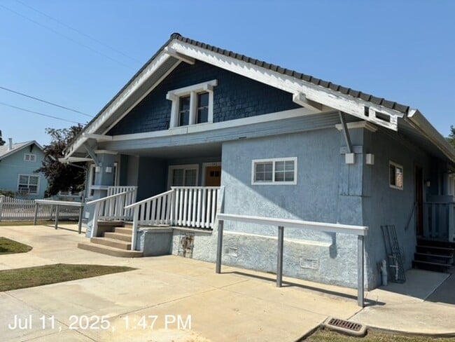 Building Photo - Take a look at this Maxwell home!