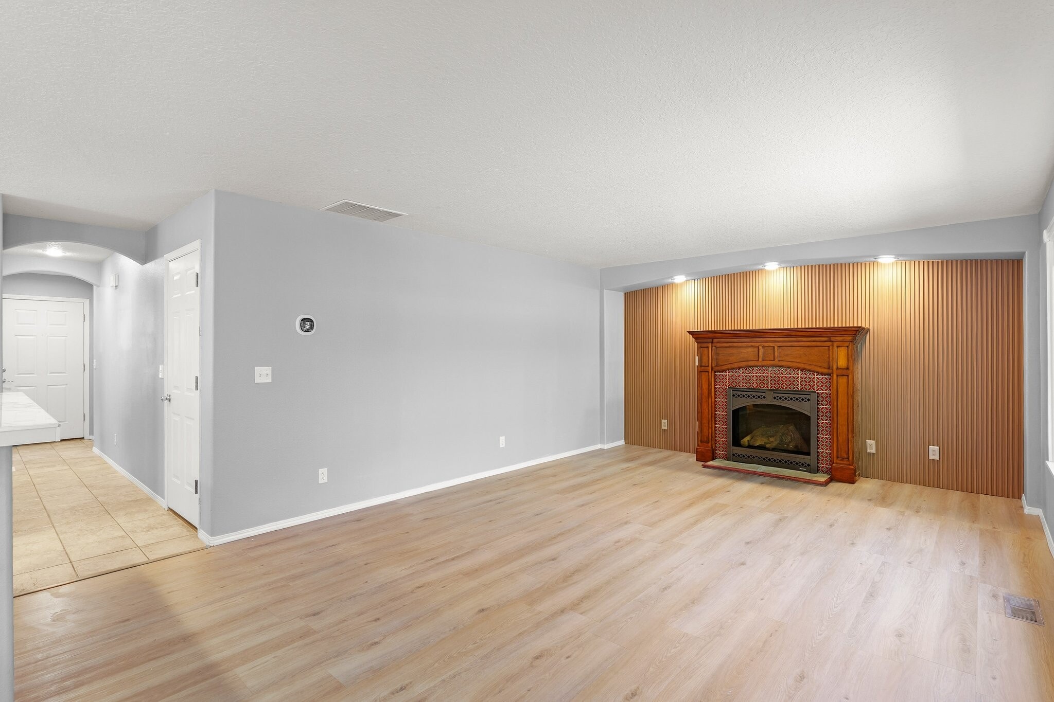 Building Photo - 793 NE 61st Ct