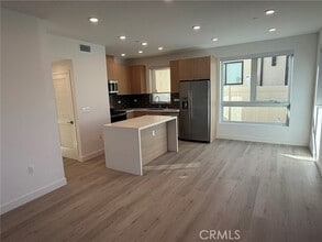 Building Photo - 17814 Bullock St