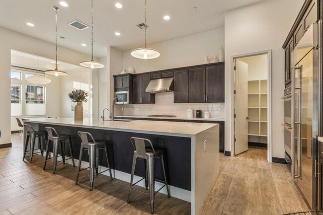 Building Photo - 10437 E Monterra Way