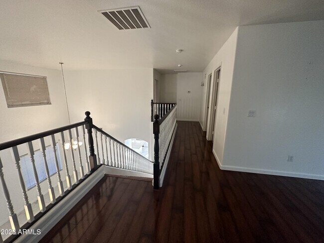 Building Photo - 2810 N 106th Ln