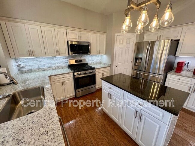 Building Photo - 3 Blanton Ln