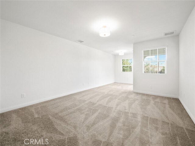 Building Photo - 1325 W Grand Ave