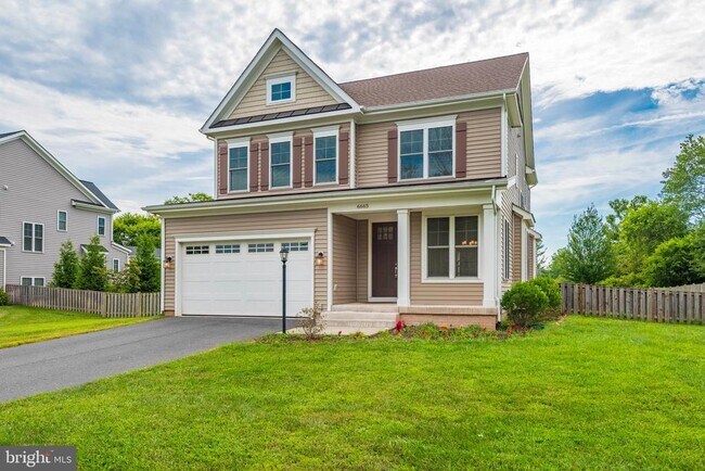 Building Photo - 6665 Fayette St