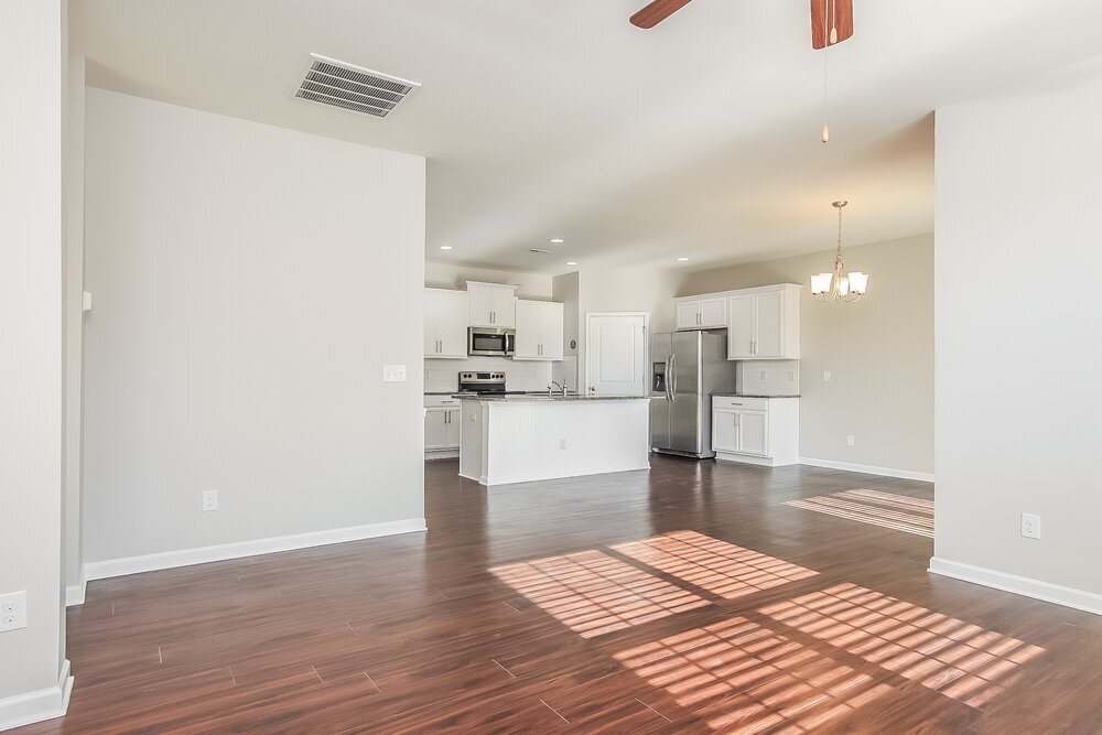 Building Photo - 621 Rose Mallow Dr