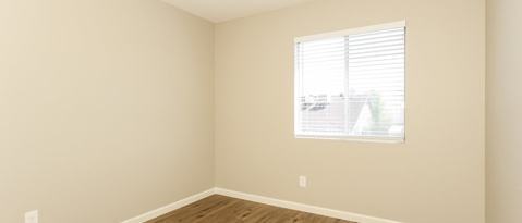 Building Photo - 7631 W Cinnabar Ave
