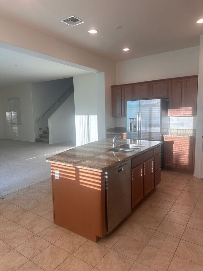 Building Photo - PRICE DROP!!!! Beautiful Property in Oro Valley - 4 Bedroom 2.5 Bath