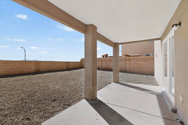 Building Photo - 8300 Bluffs Edge Pl NW