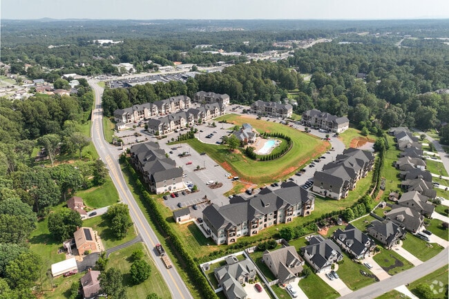 Aerial - Palisades at Hunters Creek