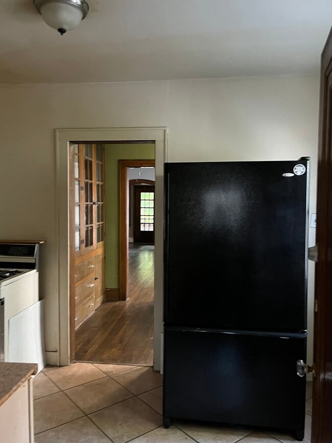 Refrig and stove included - 791 w exchange st