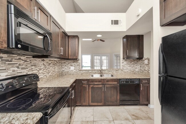 Building Photo - 4144 Greystone Way