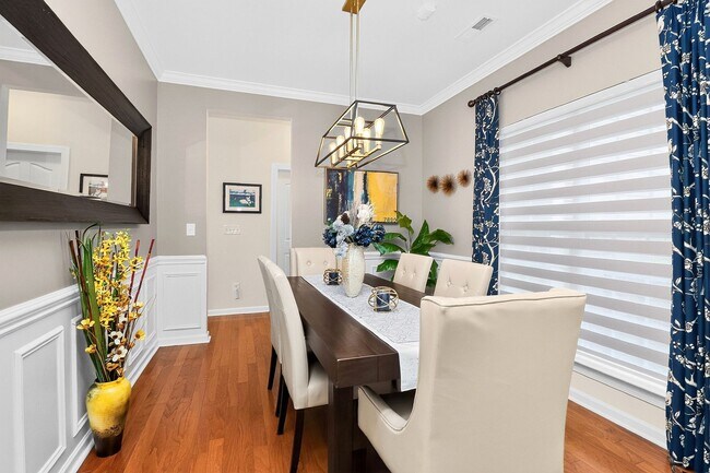 Building Photo - Beautiful Four Bedroom Home in the Berewick Subdivision!
