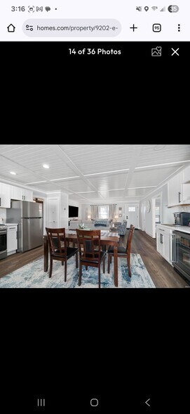 Building Photo - 9202 E Lilac Ln