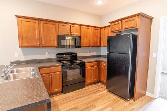 Building Photo - 2215 Del Carmel Way