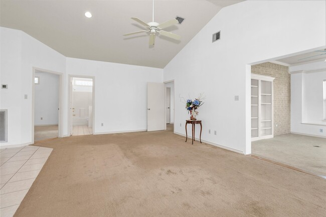 Building Photo - 106 Fairway View Ct