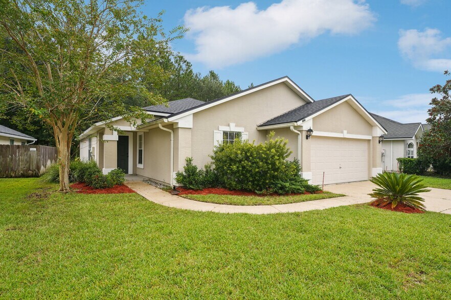 Building Photo - 808 South Edenbridge Way