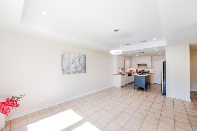 Building Photo - 503 Pine Sisken St