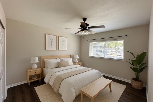 Building Photo - 3206 W Azeele St