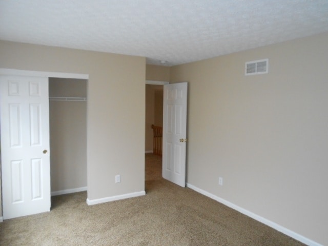 Building Photo - 942 Mahle Dr