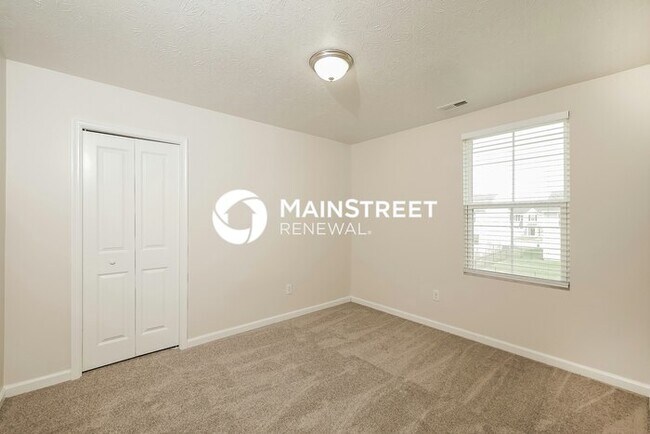 Building Photo - 5 Bedroom Pet-Friendly Home in CAMBY, IN with Main Street Renewal