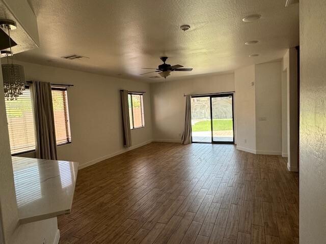 Building Photo - 2331 W Branham Ln