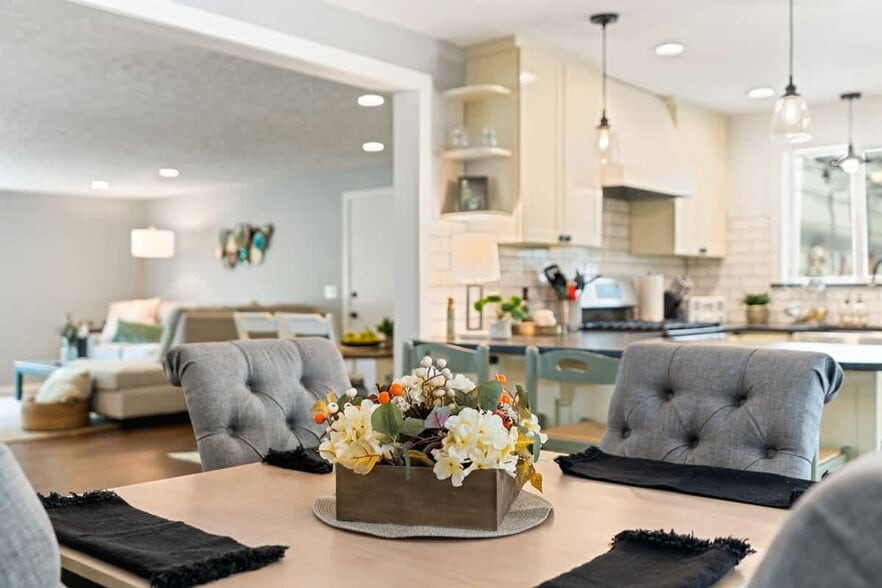 Building Photo - 3413 W Sunset Ave