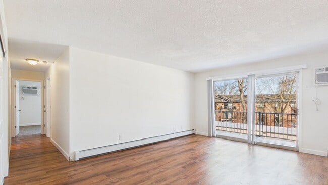 Building Photo - 10213 W 34th St