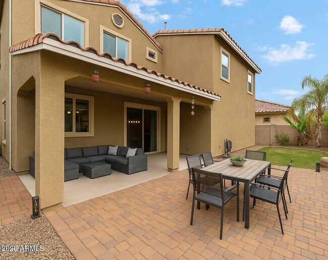 Building Photo - 7351 W Palo Brea Ln