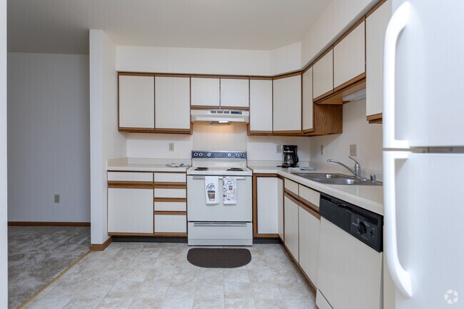 1BR, 1BA - Madison Williamstown Bay East