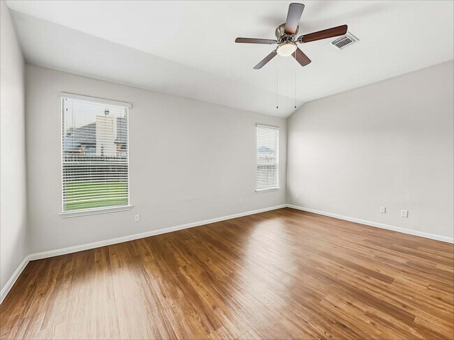 Building Photo - 3807 Liberty Square Trail