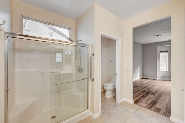 Building Photo - 2/2 BEAUTIFUL Single Story in Sun City Ant...