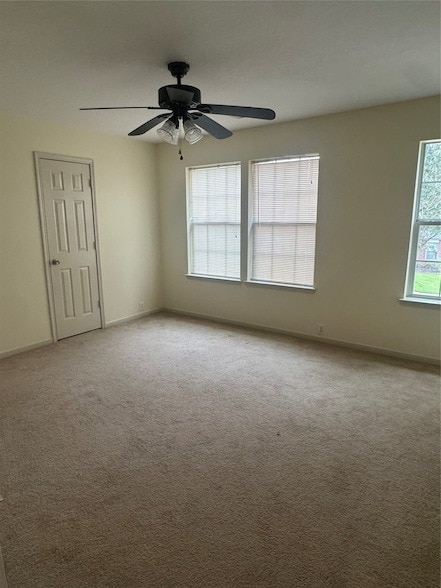 Building Photo - 2842 Sandberry Dr