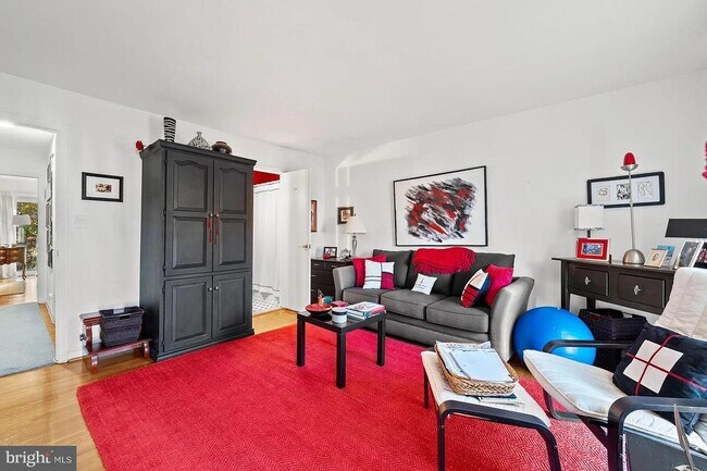 Building Photo - 42 Bouton Green Ct