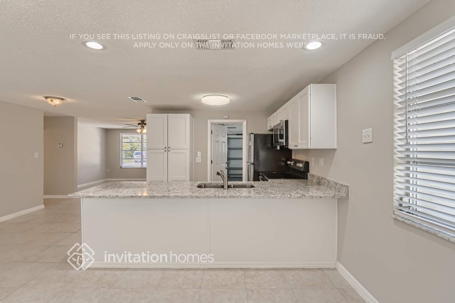 Building Photo - 7530 Rosewood Dr