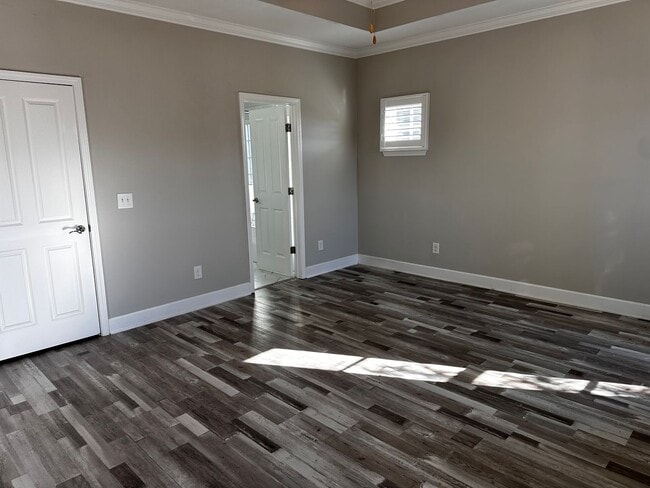 Building Photo - 320 Moira Cir