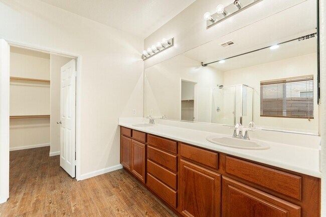 Building Photo - 82603 Grass Flat Ln