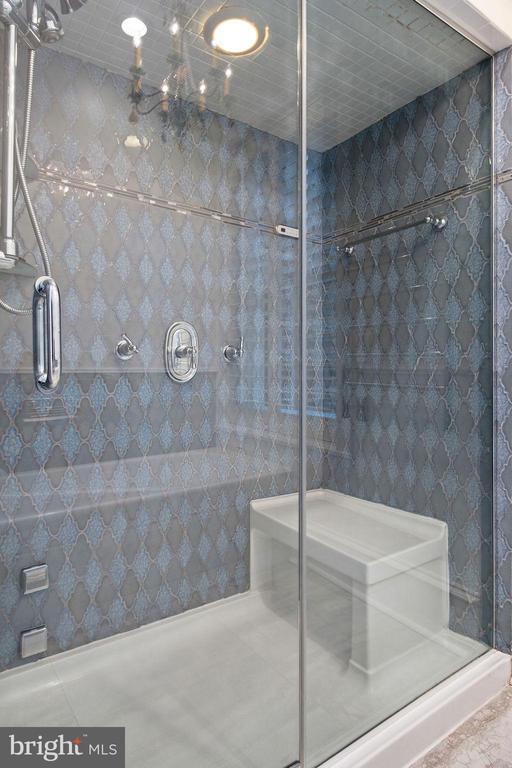 Building Photo - 1120 East Capitol St NE