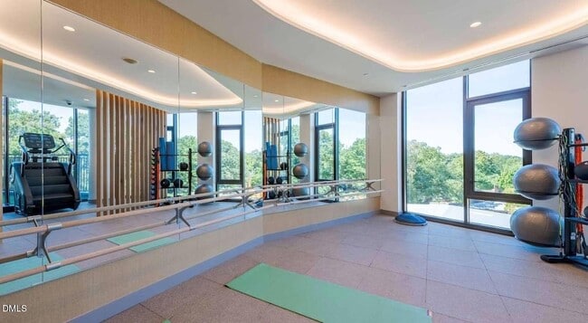 Building Photo - 1020 Hammell Dr