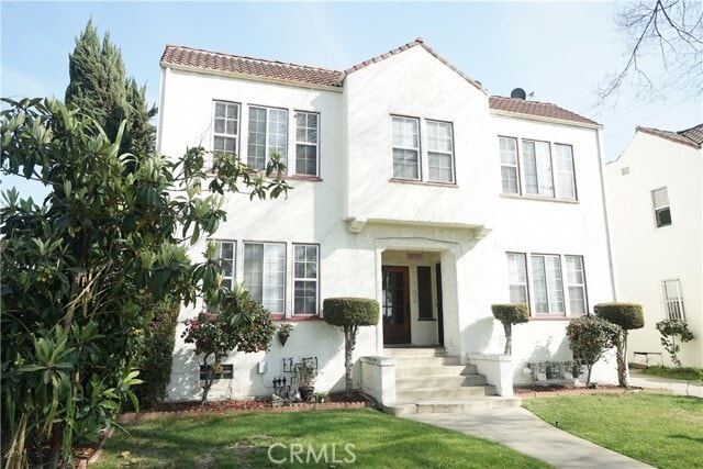 Building Photo - 1336 Elm St