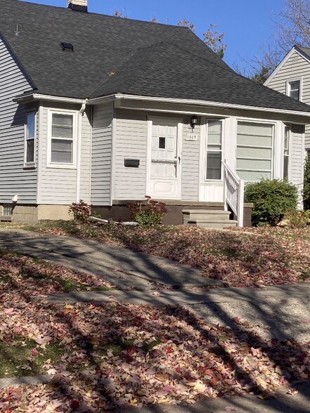 Primary Photo - 1509 Chapin Ave