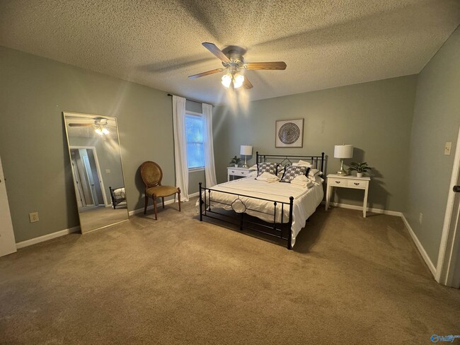 Building Photo - 6928 Steeplechase Dr NW