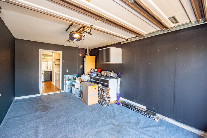 Building Photo - 3723 69th St