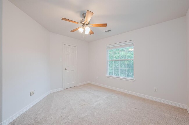 Building Photo - 119 Gallery Cove Ct