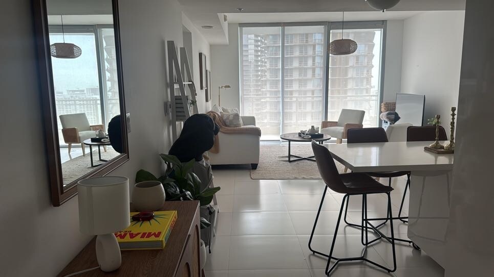 Building Photo - 92 SW 3rd St