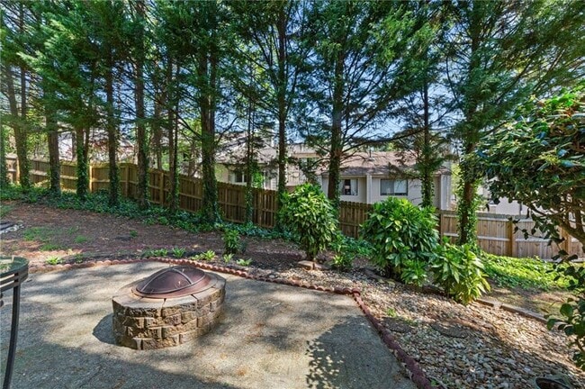 Building Photo - 890 Muirfield Ridge NE