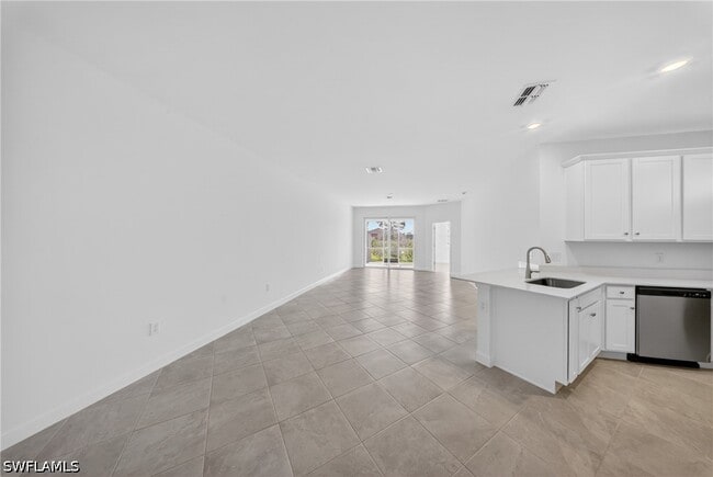 Building Photo - 20559 Hazelnut Ct