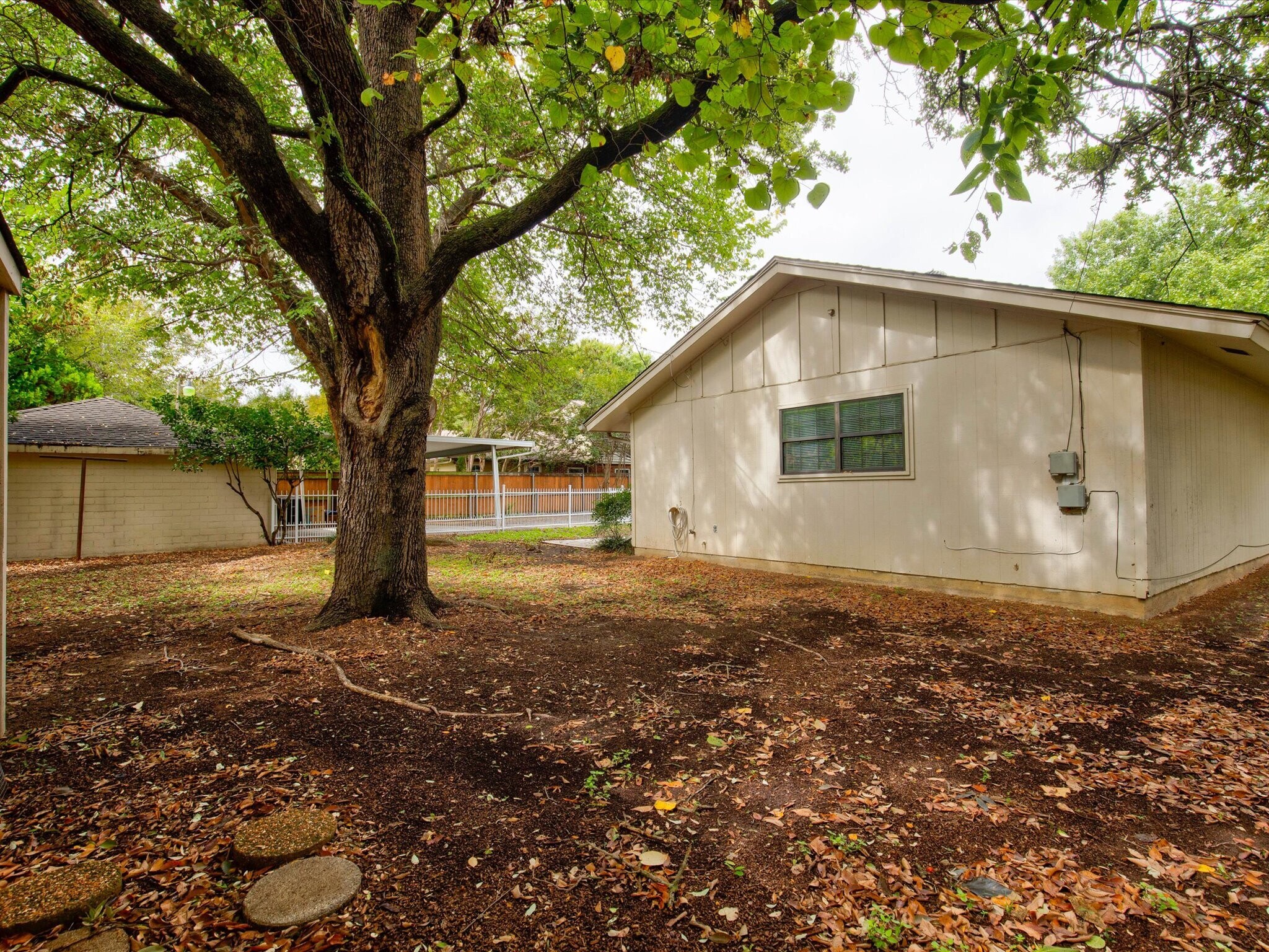 Building Photo - 3727 W Biddison St