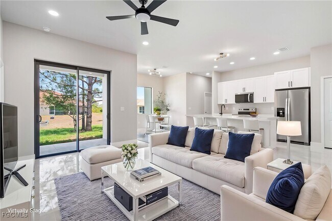 Building Photo - 2606 25th St SW