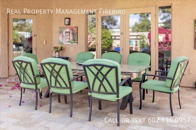 Building Photo - 4921 S Vista Pl