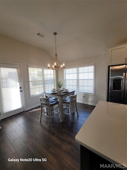 Building Photo - 229 Lismore Pl